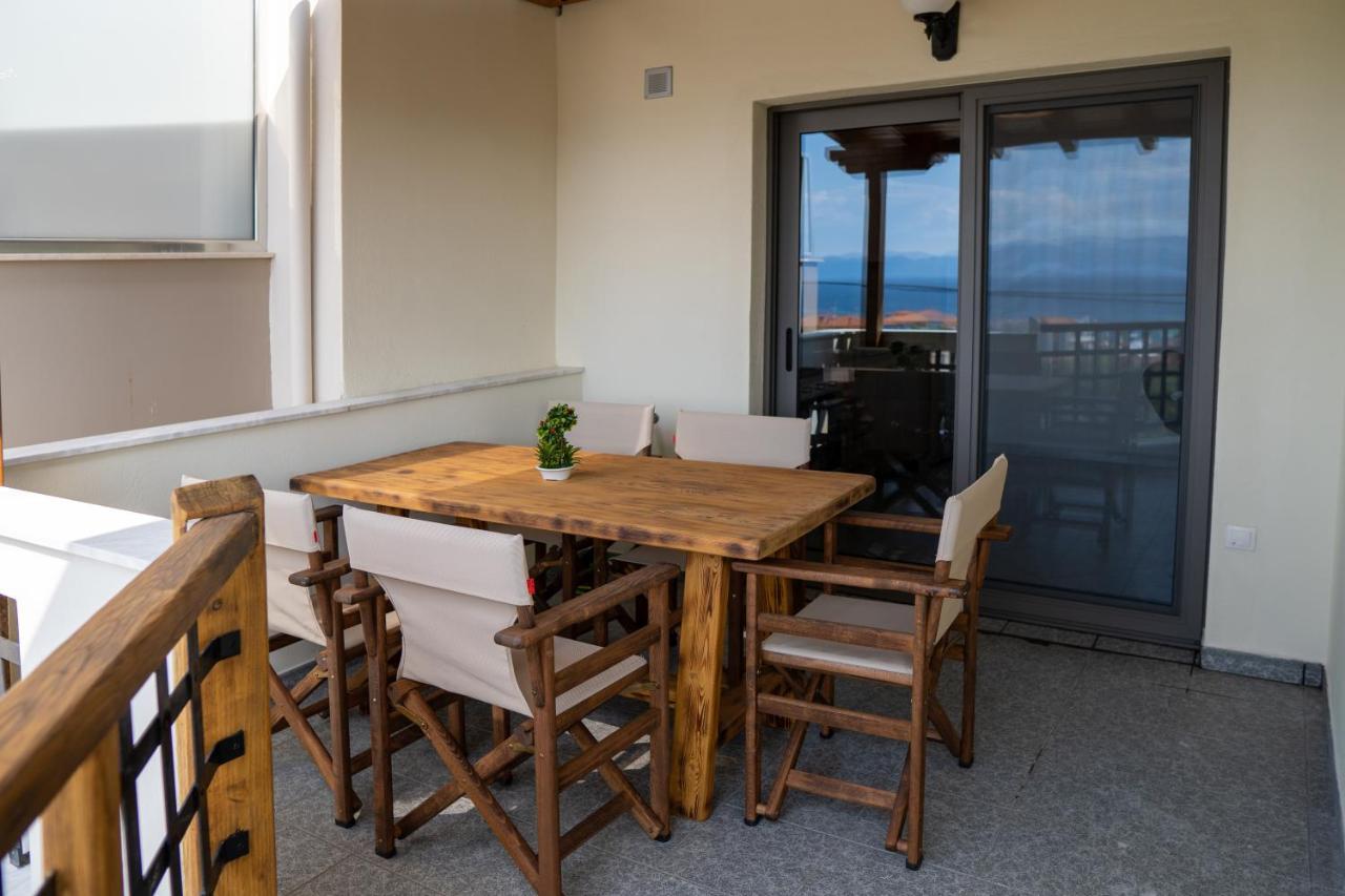 Sea View Apartment Grek Nea 4 Nea Roda Luaran gambar