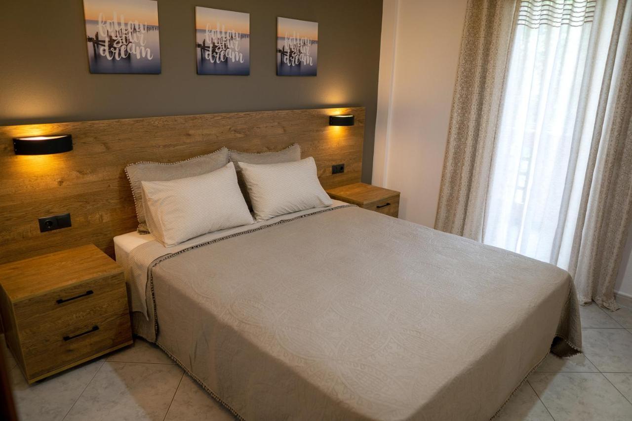 Sea View Apartment Grek Nea 4 Nea Roda Luaran gambar